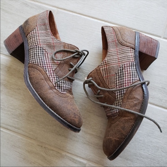 Jeffrey Campbell Shoes - Like New Jeffery Campbell Williams Oxford Shoes!